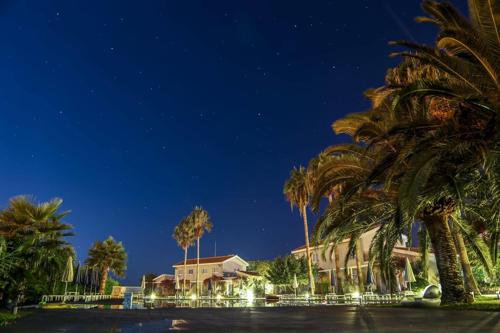 Mon Repos Hotel Ayia Napa Bagian luar foto